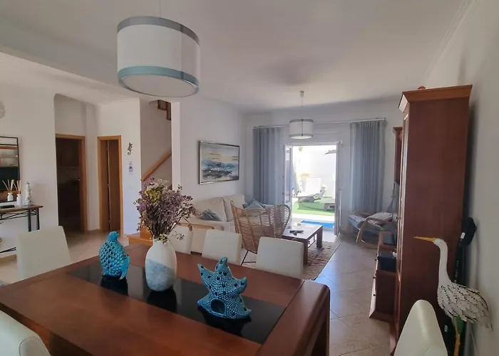 Paradise בית הארחה *