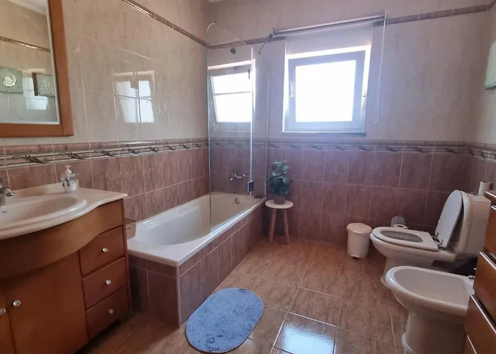 Paradise בית הארחה בליאל