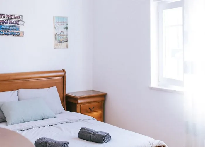 Paradise בית הארחה בליאל